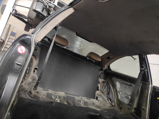 Trunk separation panel for BMW E46 Coupe.