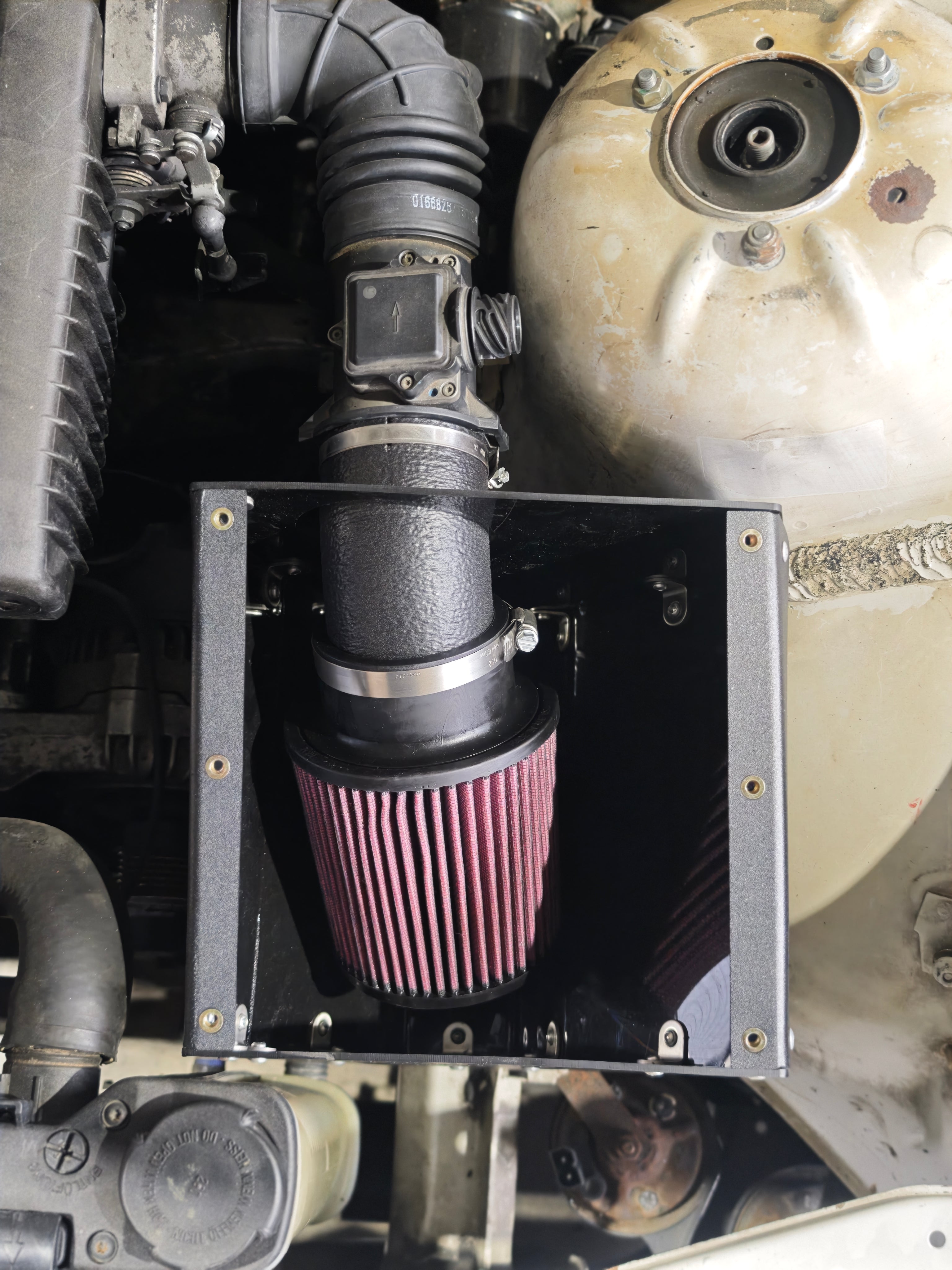 BMW e36 filter box