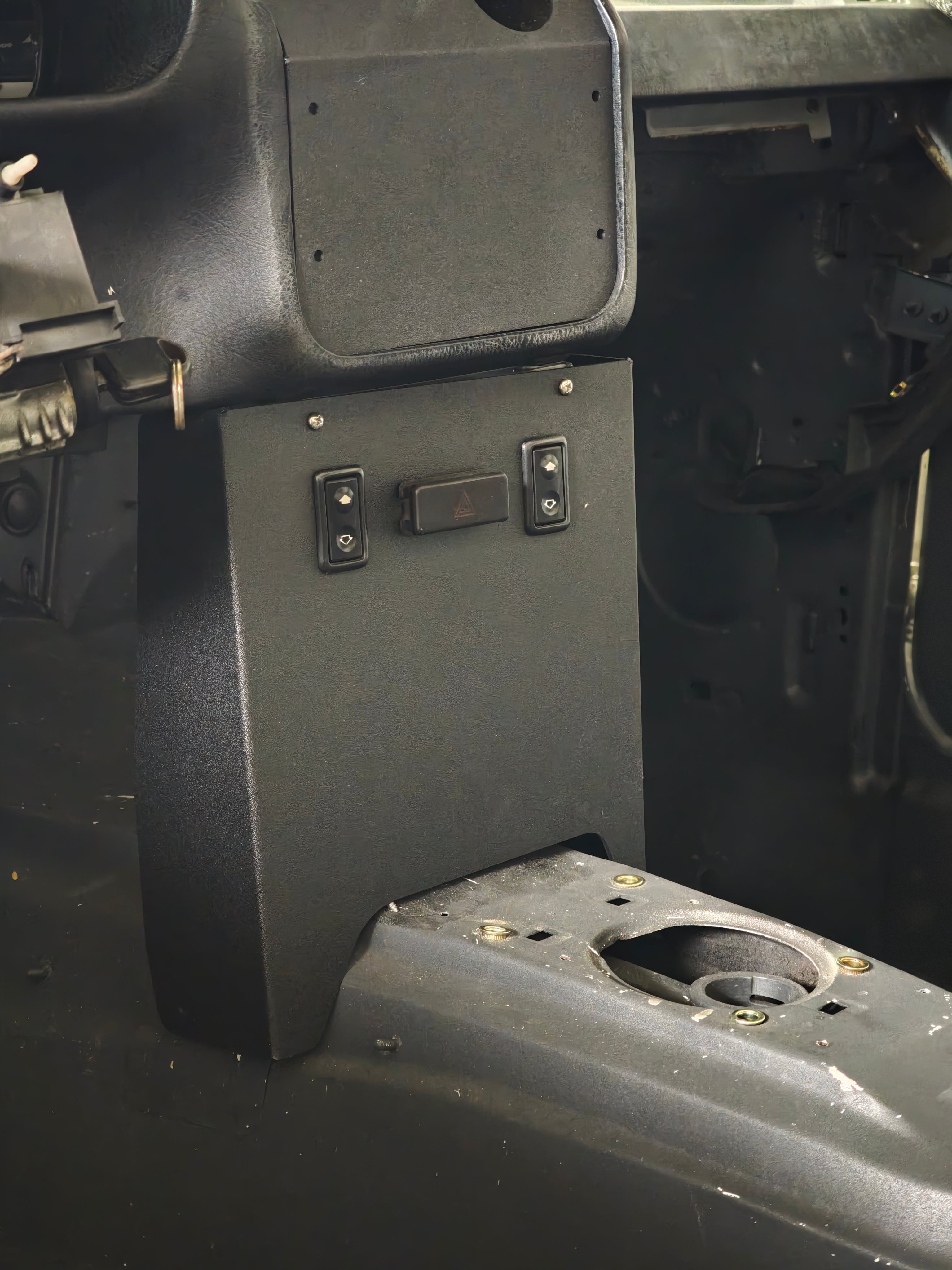 Supresión Consola Central BMW E36