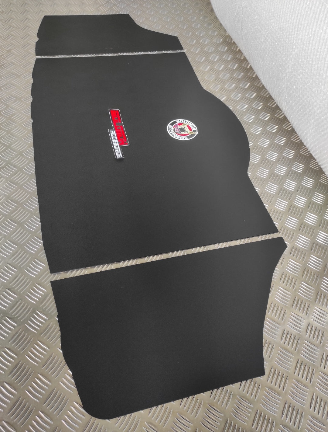 Panel supresión suelo maletero E36